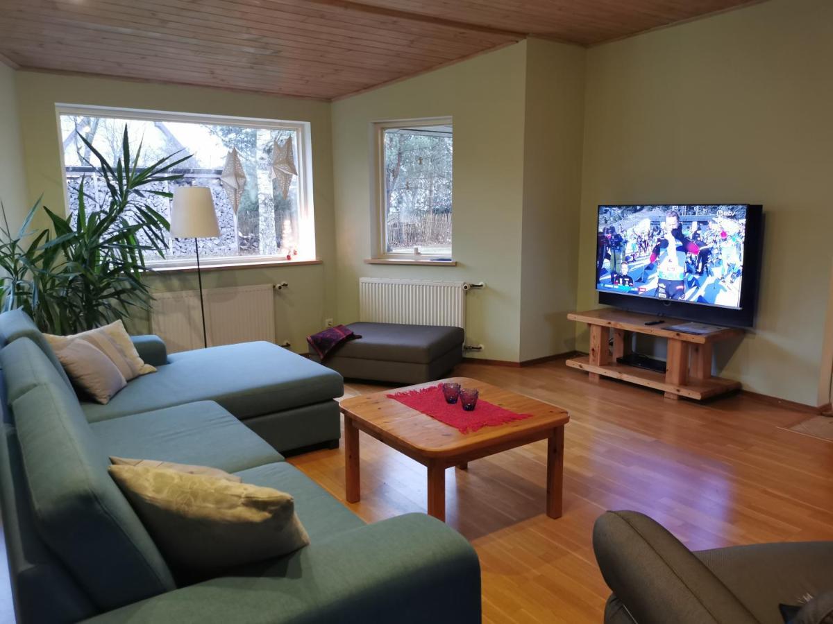 ויליאנדי Kaare Guesthouse מראה חיצוני תמונה